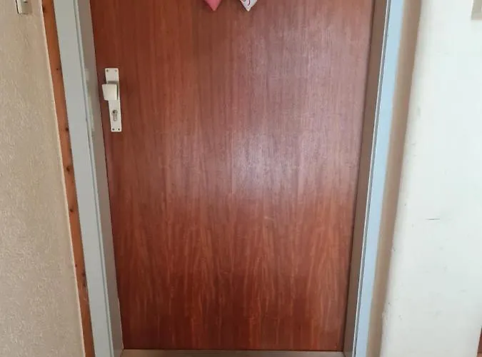 Ganze Lage In *